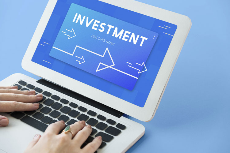 Why Joining The IT Industry is The Best Investment of Your Life